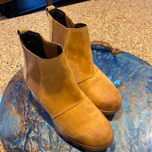 Sorel Joan of Arctic Chelsea Boot Wedge